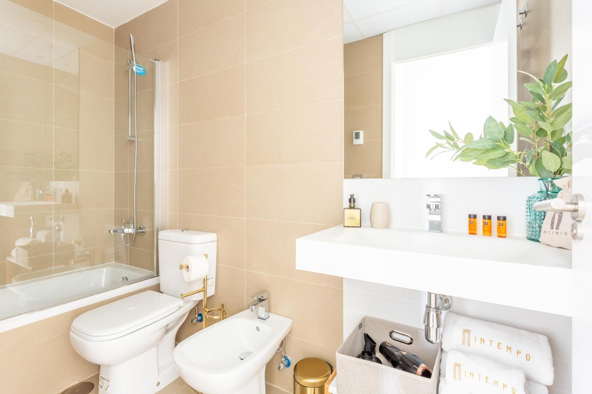 Intempo By Holuxe - 225 - 22Nd Floor Apartment Benidorm Luaran gambar